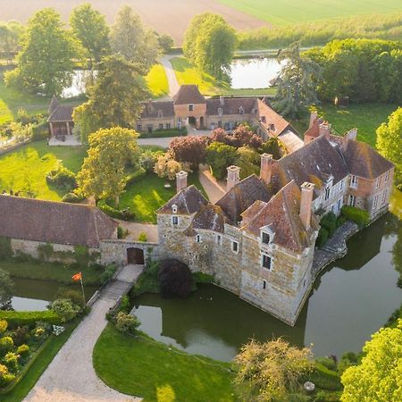 Chateau Du Blanc Buisson Saint-Pierre-du-Mesnil Exterior photo